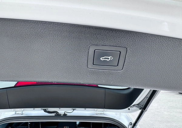 Hyundai i40 cena 59500 przebieg: 148460, rok produkcji 2019 z Chełmża małe 301